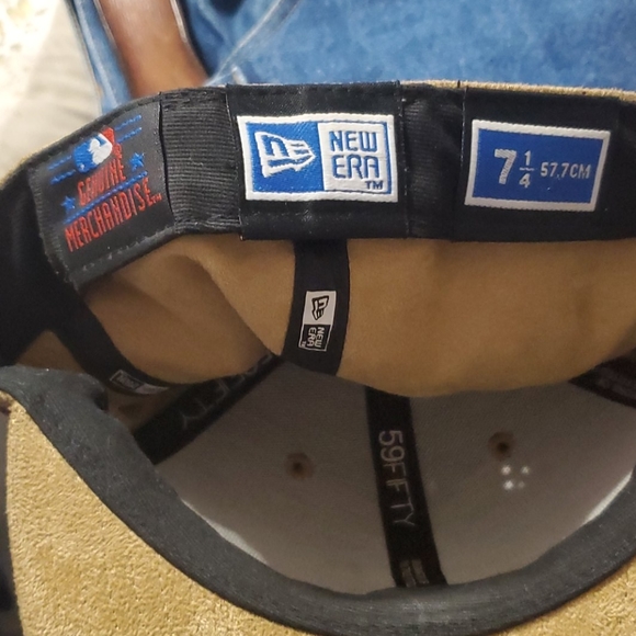 Red Sox hat - Picture 7 of 8